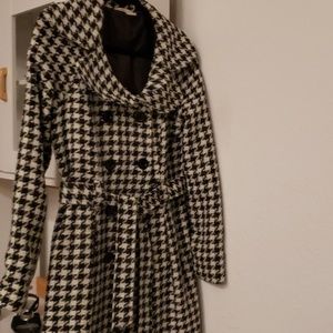 Hot kiss- Checkered Coat